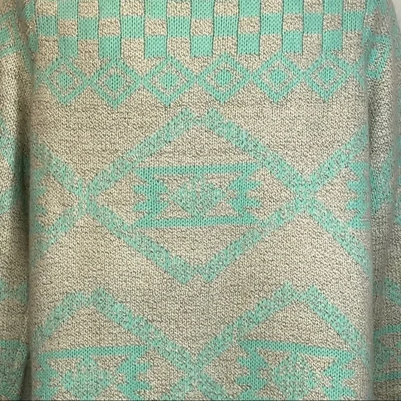 Blakely Chunky Sweater… - Picture 7 of 10